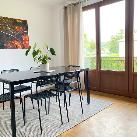Villa Maison Chaleureuse Avec Un Grand Jardin *